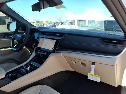 Bright White Clearcoat 2026 Jeep Grand Cherokee L Limited