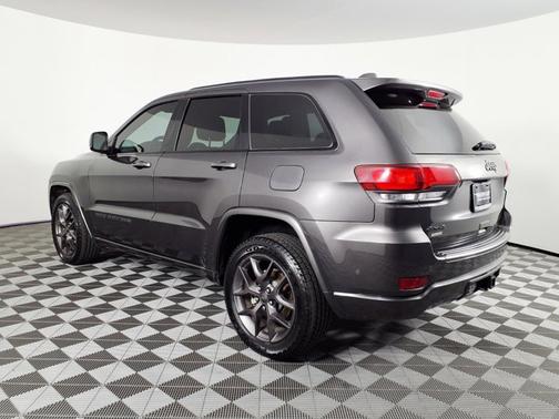 Granite Crystal Metallic Clearcoat 2021 Jeep Grand Cherokee 80th Anniversary