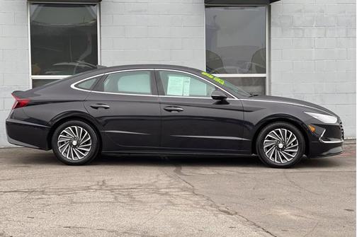 2023 Hyundai SONATA Hybrid Limited