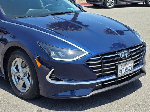 2022 Hyundai SONATA SE