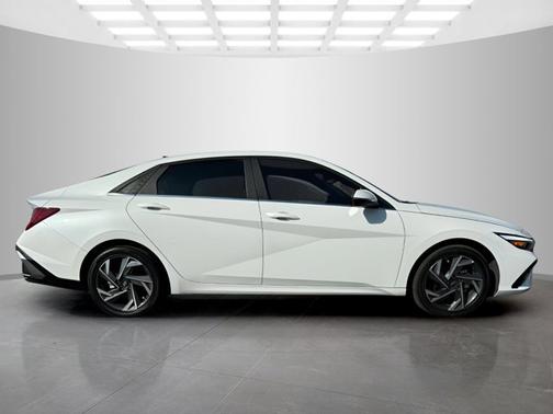 2025 Hyundai ELANTRA HEV Limited