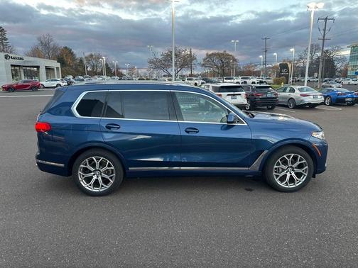 2019 BMW X7 xDrive40i