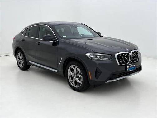 2022 BMW X4 xDrive30i