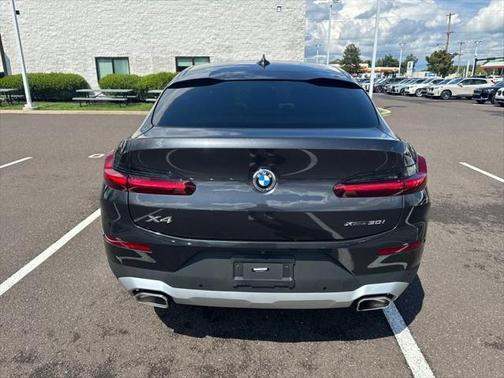 2022 BMW X4 xDrive30i