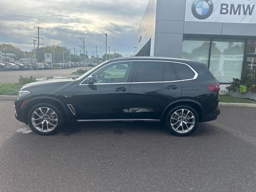 2022 BMW X5 PHEV xDrive45e
