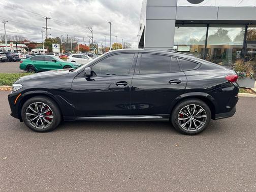 2023 BMW X6 xDrive40i