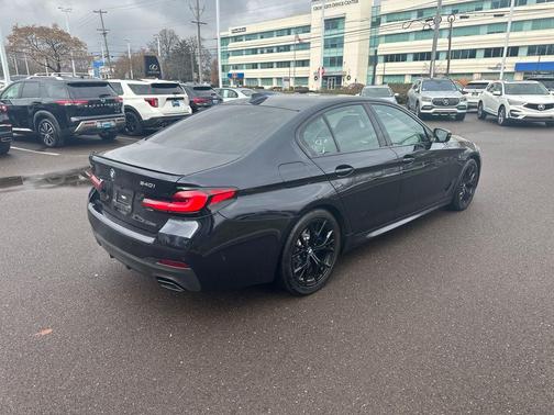 2023 BMW 540 i xDrive