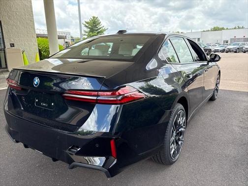 2026 BMW i5 xDrive40