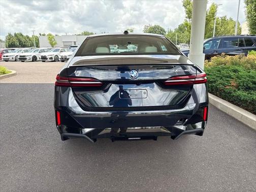 2026 BMW i5 xDrive40
