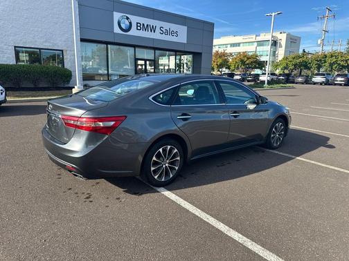 2016 Toyota Avalon XLE Premium