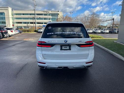 2025 BMW X7 xDrive40i