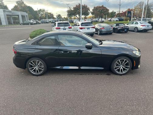2023 BMW 230 i xDrive