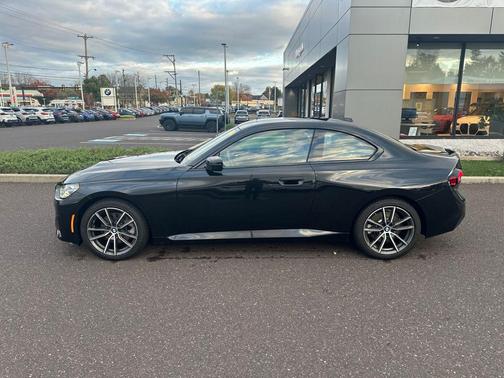 2023 BMW 230 i xDrive