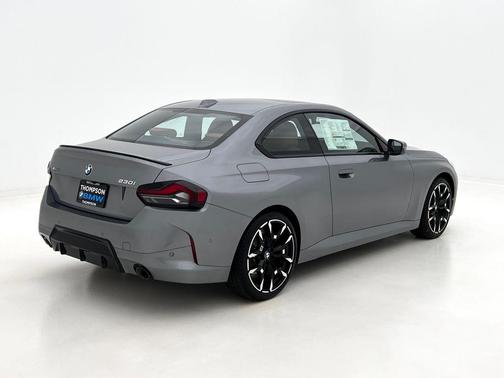 2025 BMW 230 i xDrive