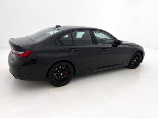 2023 BMW 330 xDrive