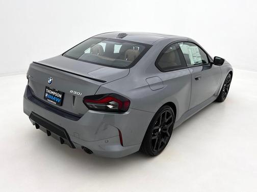 2025 BMW 230 i xDrive