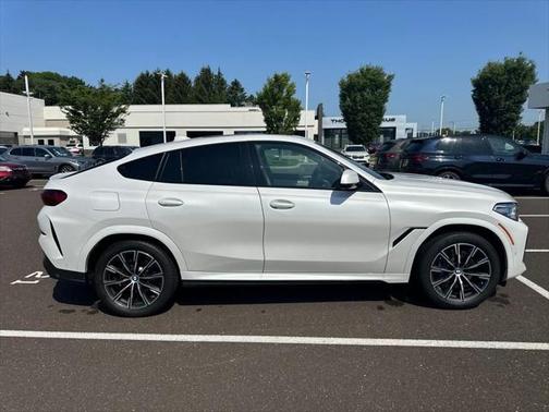2023 BMW X6 xDrive40i