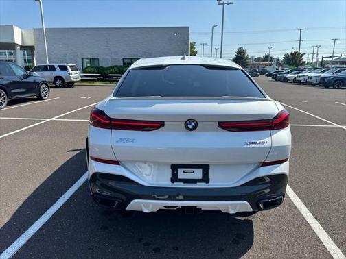 2023 BMW X6 xDrive40i