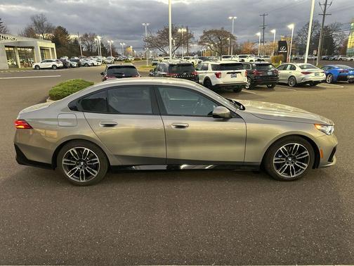 2024 BMW 530 xDrive