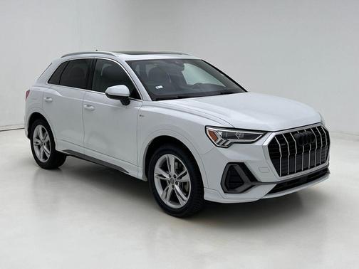2020 Audi Q3 45 S line Premium Plus
