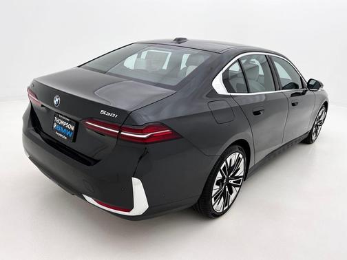 2026 BMW 530 i xDrive