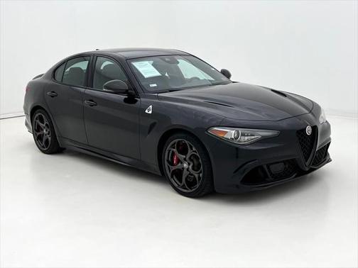 2021 Alfa Romeo Giulia Quadrifoglio