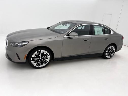 2026 BMW i5 xDrive40