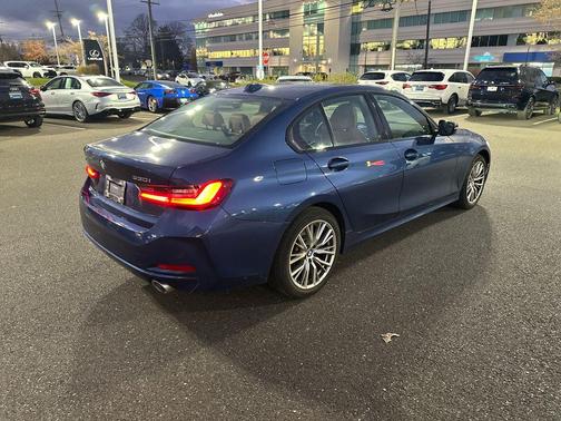 2023 BMW 330 xDrive