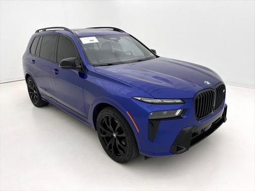 2024 BMW X7 M60i