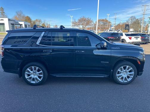 2021 Chevrolet Tahoe 4WD High Country