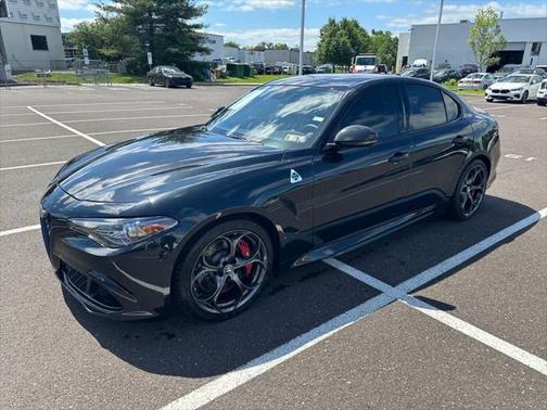 2021 Alfa Romeo Giulia Quadrifoglio