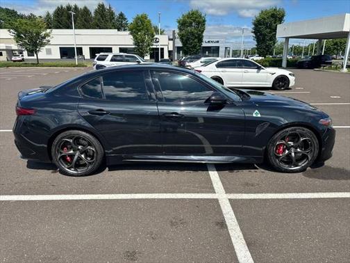 2021 Alfa Romeo Giulia Quadrifoglio