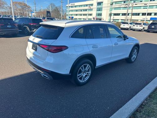 2023 Mercedes-Benz GLC 300 4MATIC