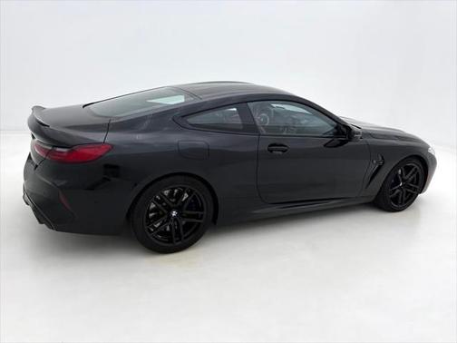 2022 BMW M8 Competition