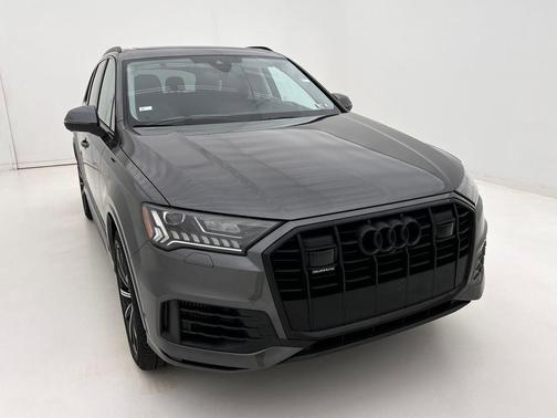 2023 Audi Q7 55 Premium Plus