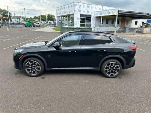 2025 BMW X2 xDrive28i