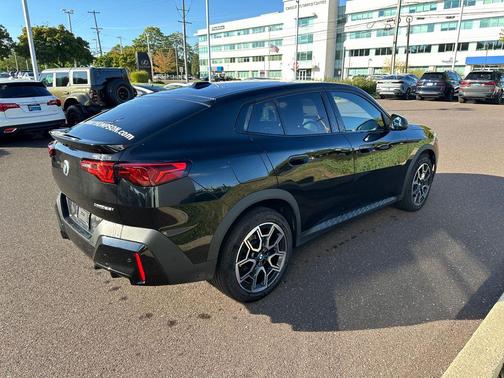 2025 BMW X2 xDrive28i