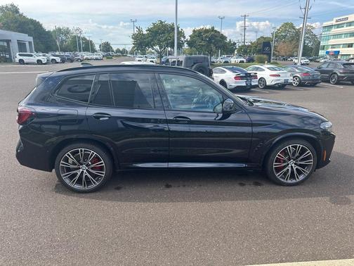 2024 BMW X3 M40i