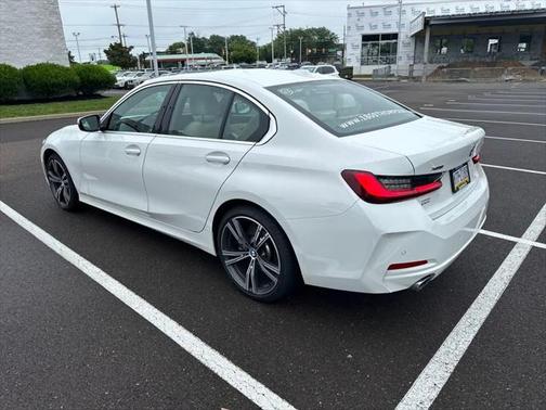2024 BMW 330 i xDrive