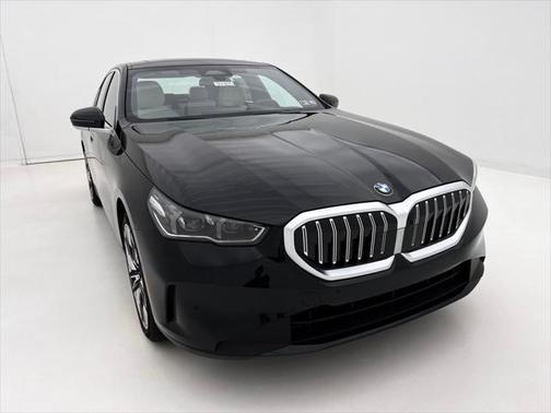 2026 BMW 530 i xDrive