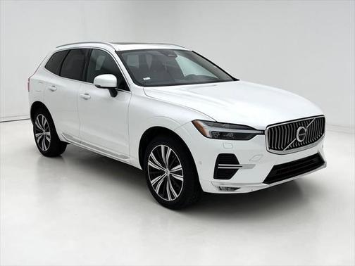 2022 Volvo XC60 B5 Inscription