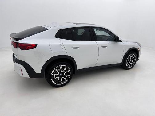 2026 BMW X2 xDrive28i