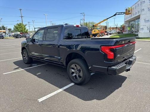 2023 Ford F-150 Lightning LARIAT
