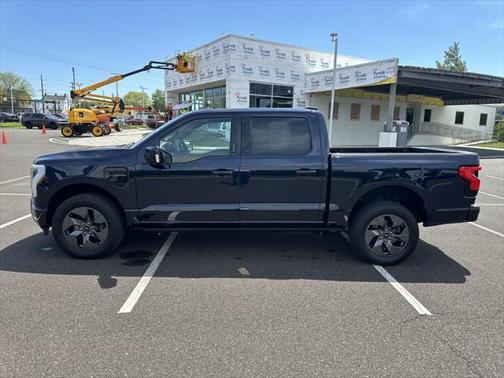 2023 Ford F-150 Lightning LARIAT