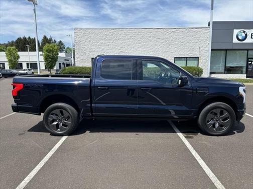 2023 Ford F-150 Lightning LARIAT