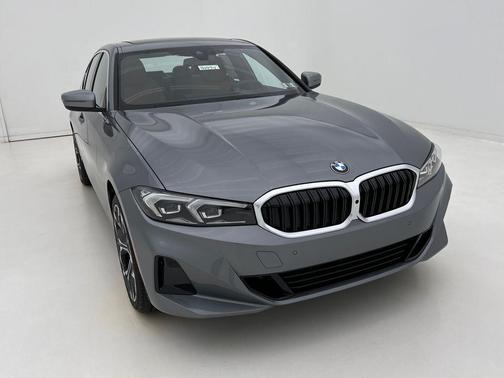 2026 BMW 330 i xDrive