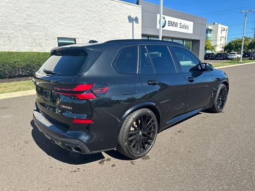 2025 BMW X5 M60i