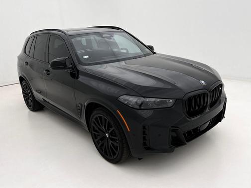 2025 BMW X5 M60i