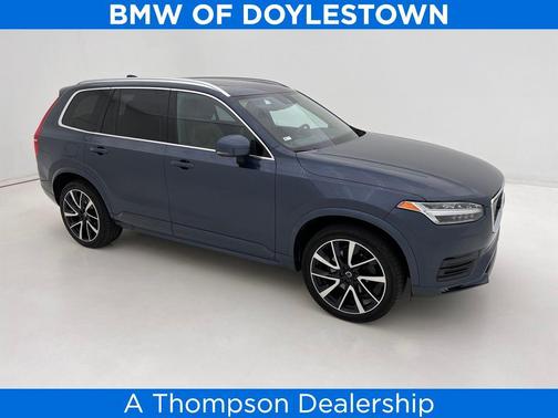 2020 Volvo XC90 T6 Momentum