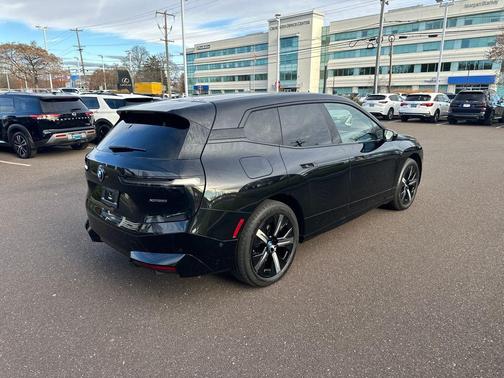 2024 BMW iX xDrive50